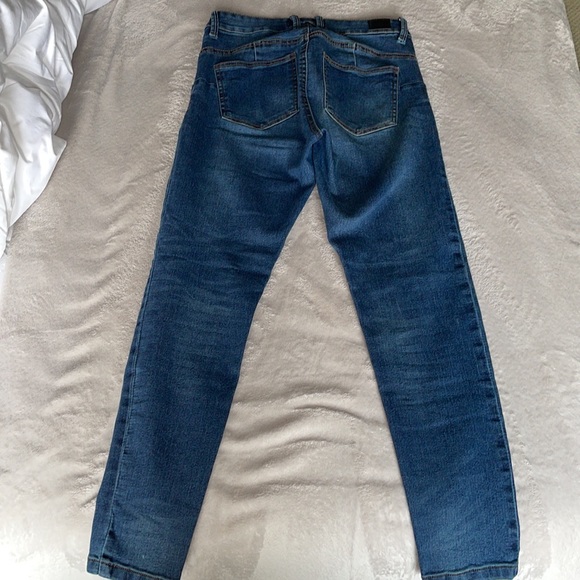 Truth + Theory Straight leg Jeans - Picture 2 of 4